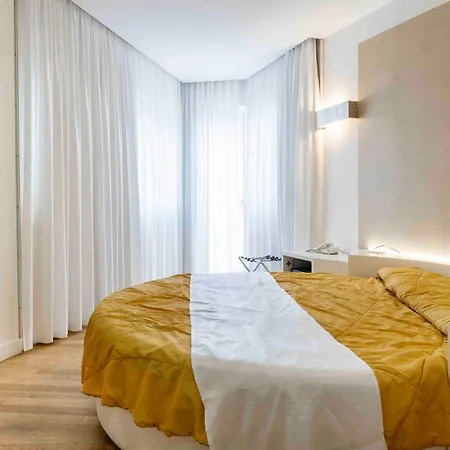 Exclusive Hotel
