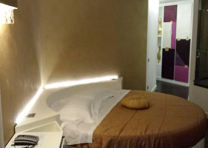 Отель Exclusive